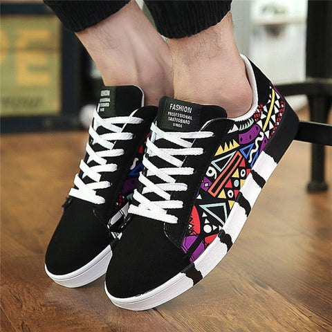 Image of Men Casual Canvas Shoes Fashion Print Sneakers Summer Trainers Leisure Shoes Men's Flats Slip Shoes Chaussures pour hommes